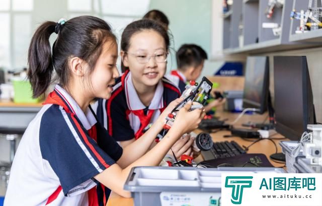 人工智能开启“数智生活”新未来