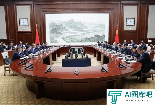 深化部市合作推动人工智能赋能新型工业化座谈会召开，尹力、金壮龙、殷勇讲话