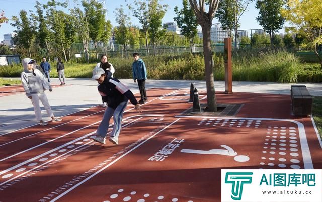 全球首个人工智能街区！直击京张铁路遗址公园潮生活